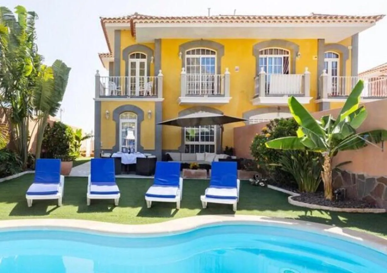 Villa Encanto, Heated And Salt Water Pool, Fast Fiber!!! Costa Adeje  Spain